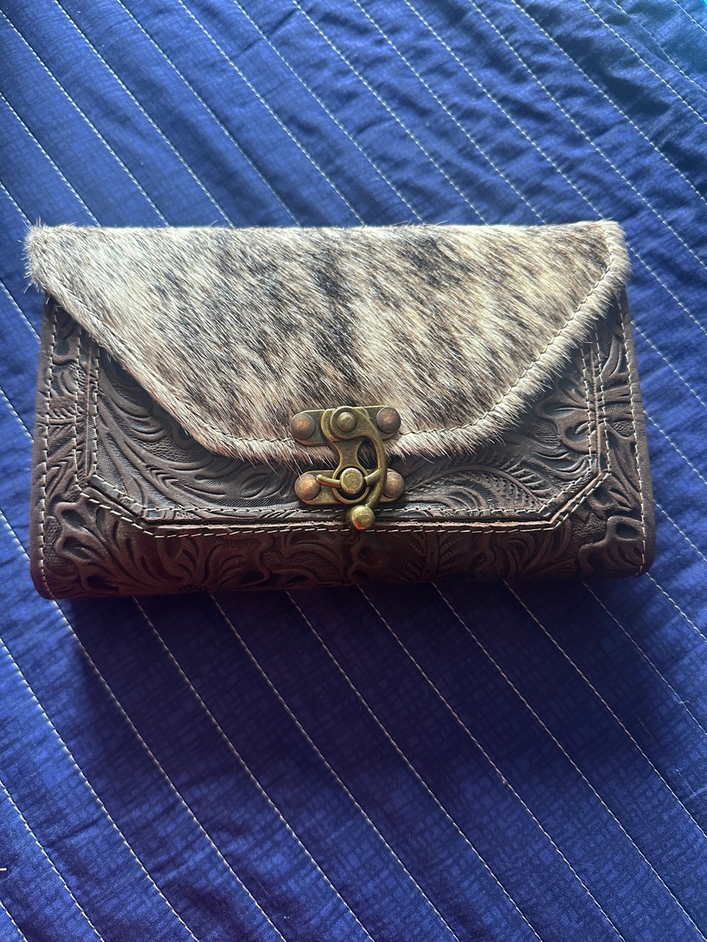 Stylish Brown Tooled Leather & Fur Crossbody